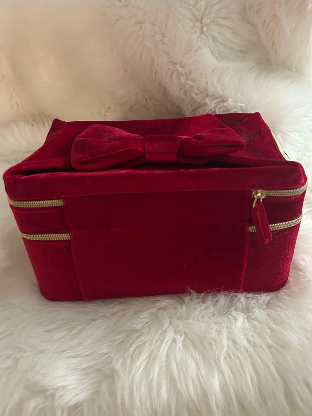 Estee Lauder large  Red Velvet Bow Cosmetic Bag with Gold Zipper